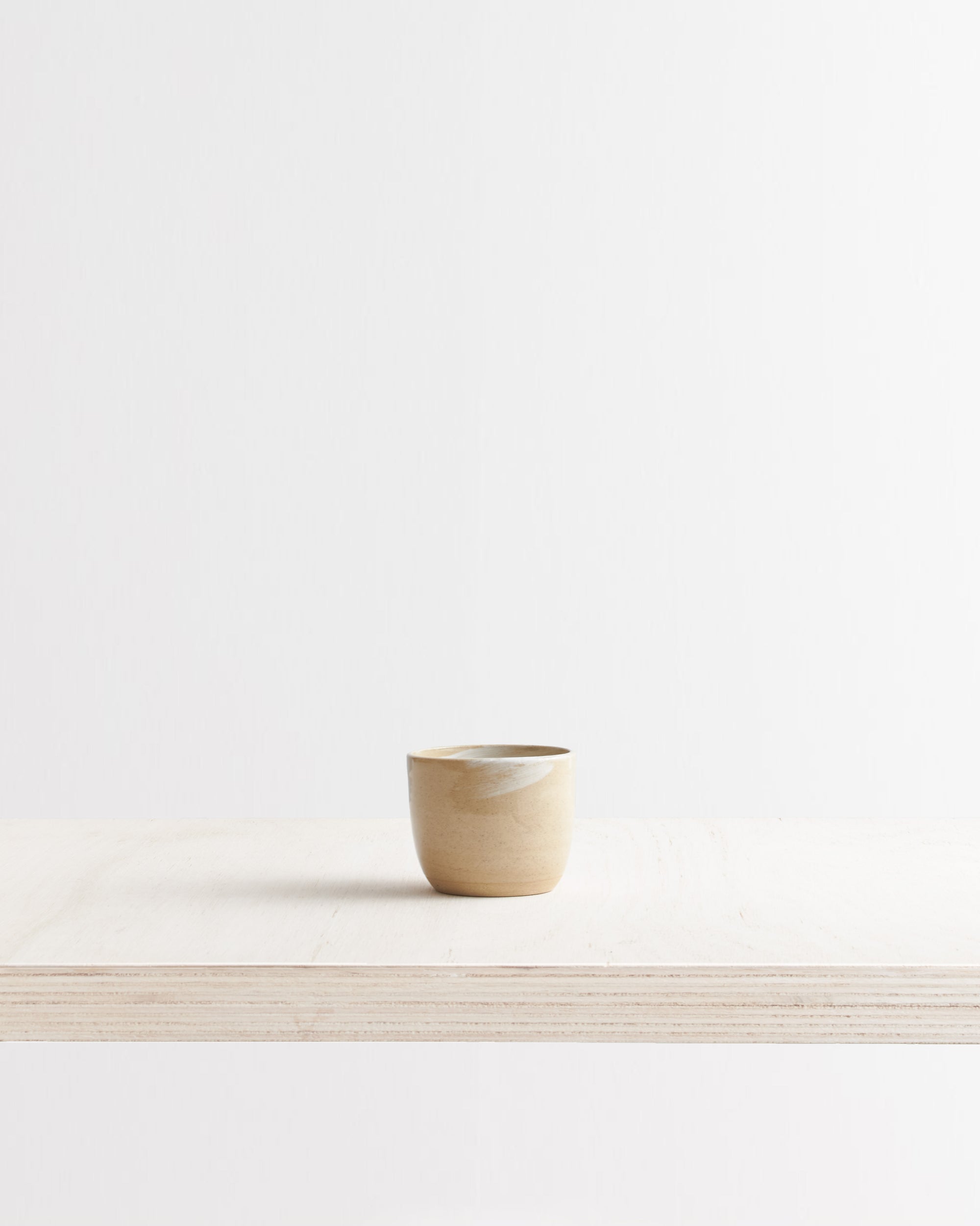 Brushstroke Handleless Latte Mug in Clear Glaze